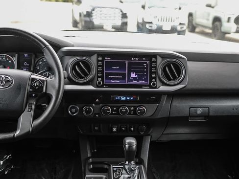 Used 2023 Toyota Tacoma TRD Off-Road AWD/4WD image 13