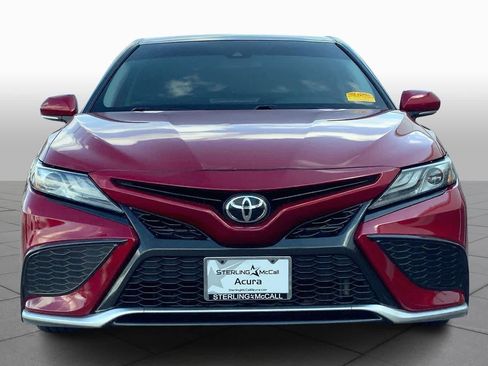 Used 2021 Toyota Camry XSE image 3