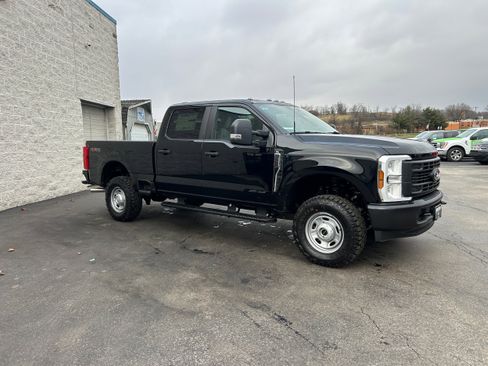 New 2026 Ford F350 XL w/ XL Off-Road Package AWD/4WD image 14