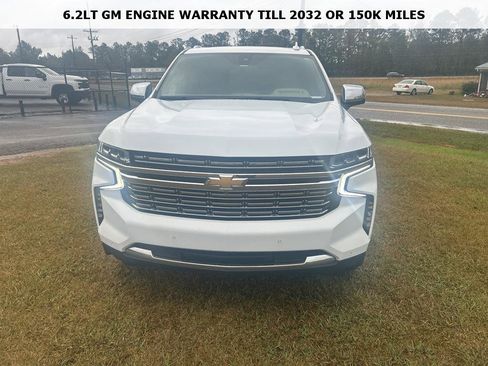 Used 2022 Chevrolet Suburban Premier image 3