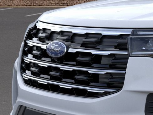 New 2026 Ford Explorer Active RWD image 40
