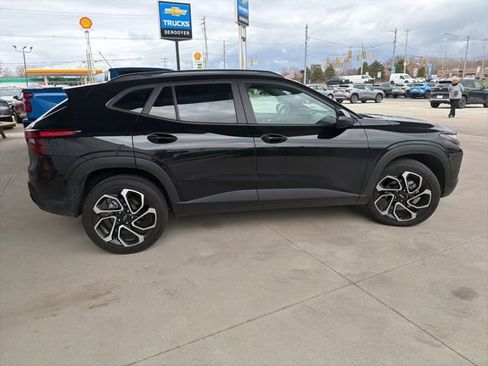 Used 2024 Chevrolet Trax RS w/ Driver Confidence Package image 6