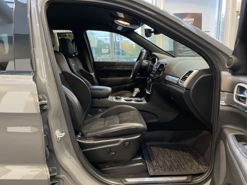Used 2019 Jeep Grand Cherokee SRT AWD/4WD image 45