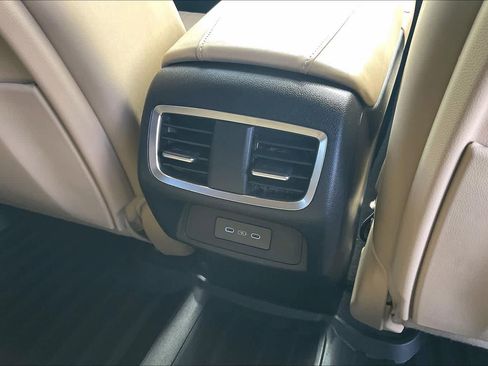 Used 2024 Acura RDX SH-AWD w/ Technology Package image 36