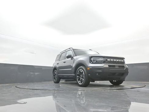 New 2025 Ford Bronco Sport Outer Banks w/ Outer Banks Tech Package+ image 30