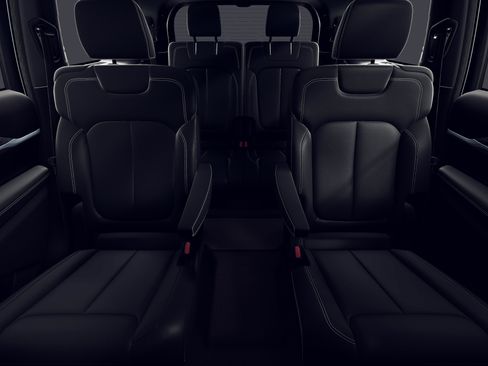 New 2026 Jeep Grand Cherokee L Limited AWD/4WD image 3