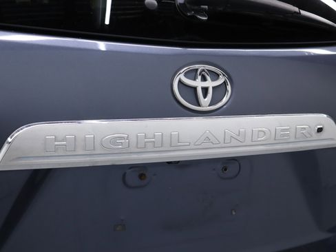 Used 2013 Toyota Highlander Limited image 59