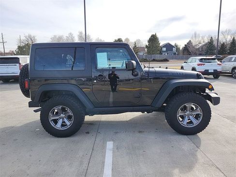 Used 2016 Jeep Wrangler Sport image 9