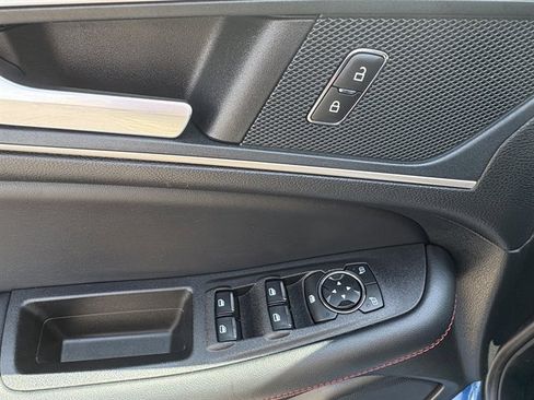 Used 2024 Ford Edge ST-Line image 24