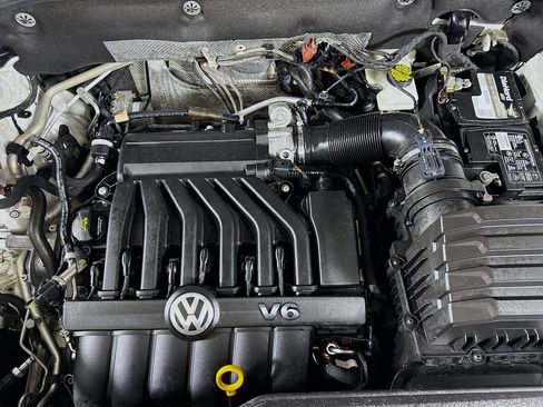 Used 2021 Volkswagen Atlas SE FWD image 38