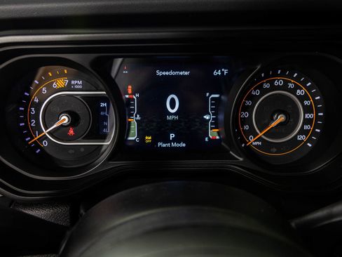 New 2026 Jeep Wrangler Unlimited Rubicon AWD/4WD image 32