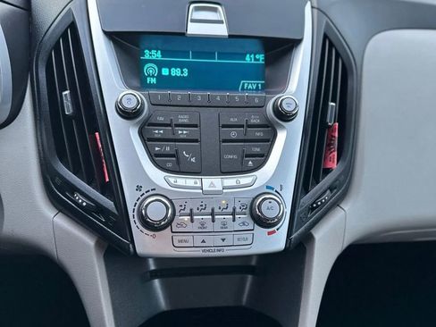 Used 2015 Chevrolet Equinox LS image 13