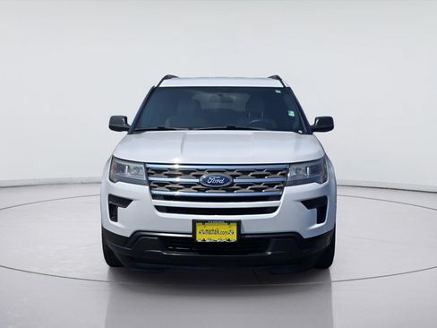 Certified 2019 Ford Explorer FWD image 2