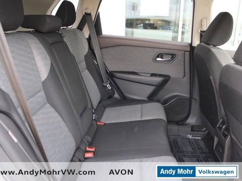 Used 2023 Nissan Rogue SV image 23