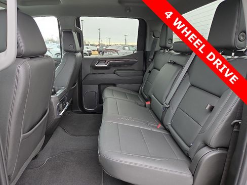 Used 2023 GMC Sierra 1500 SLT w/ SLT Convenience Package image 10