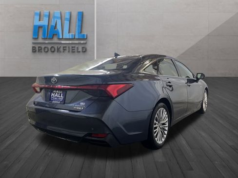 Used 2021 Toyota Avalon Limited w/ Advanced Safety Package image 5