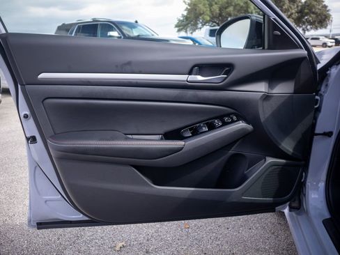 New 2025 Nissan Altima 2.5 SR w/ SR Premium Package image 16