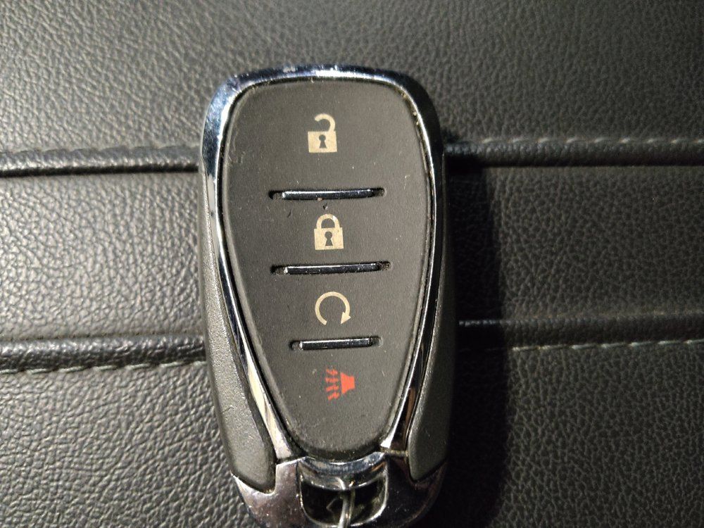 Used 2020 Chevrolet Blazer LT FWD image 32