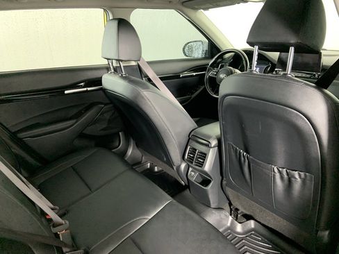 Used 2021 Kia Seltos SX w/ SX Sunroof Package image 26