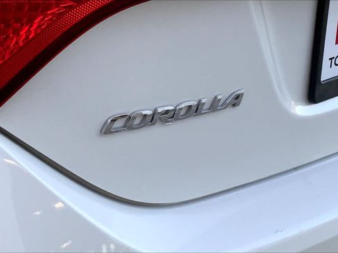 Used 2017 Toyota Corolla XLE FWD image 31