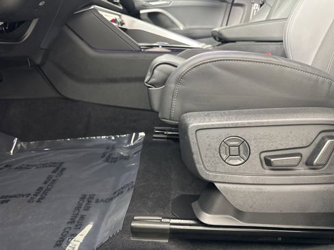 Used 2025 Audi Q5 Premium Plus w/ Premium Plus image 11