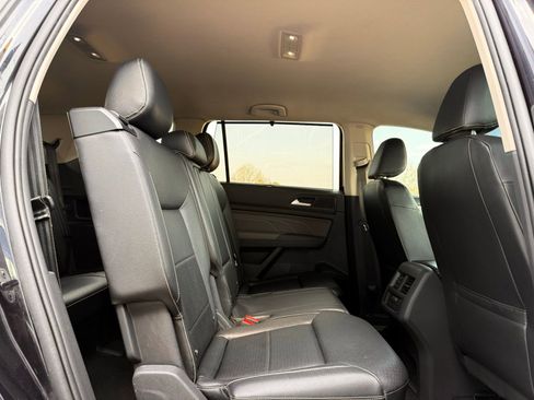 Used 2021 Volkswagen Atlas SE image 29