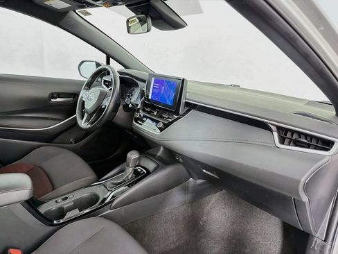 Used 2023 Toyota Corolla SE FWD image 31