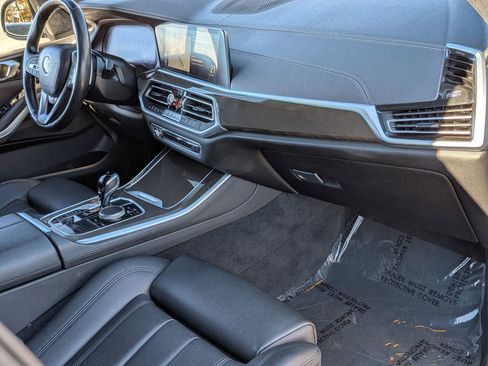 Used 2022 BMW X5 xDrive40i w/ Premium Package image 38