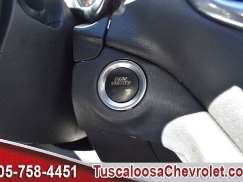 Used 2020 Chevrolet Equinox LT image 38