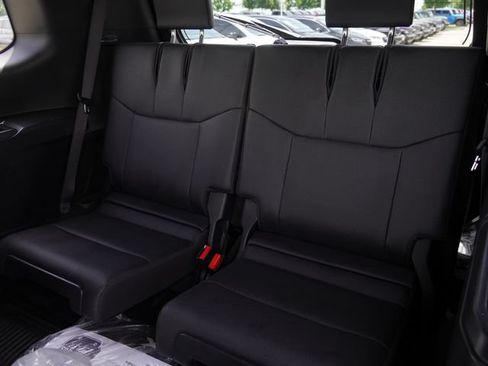 Used 2024 Lexus GX 550 w/ Accessory Package (2T) AWD/4WD image 15
