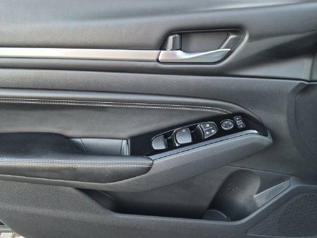 Certified 2023 Nissan Altima 2.5 SL AWD/4WD image 12