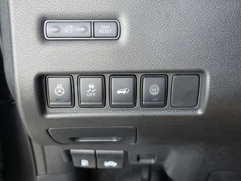 Used 2024 Nissan Murano SL FWD image 25