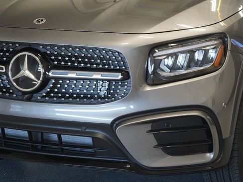 New 2026 Mercedes-Benz GLB 250 4MATIC image 6