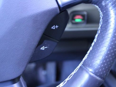 Used 2020 Chevrolet Camaro LT image 17