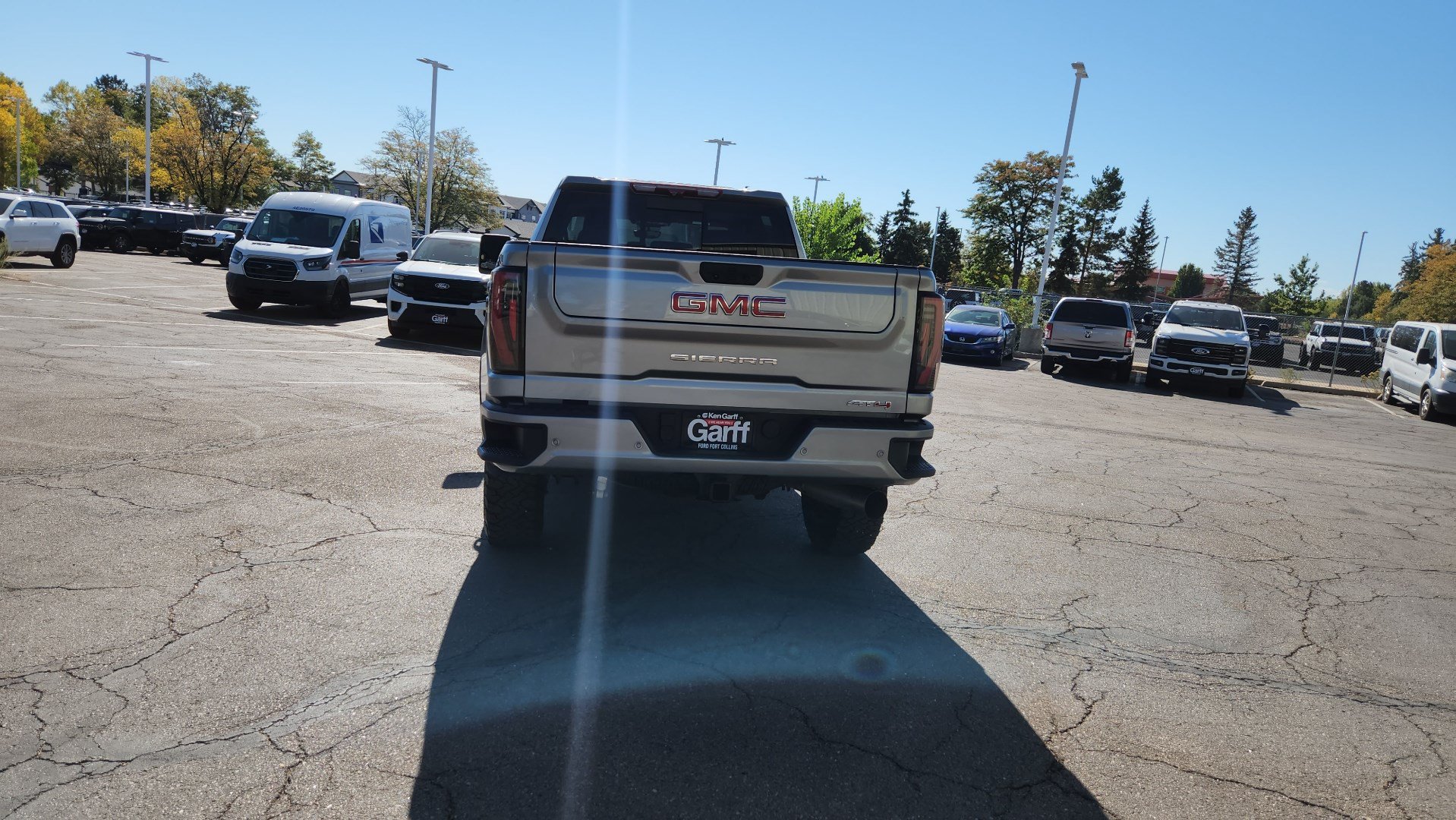 Used 2024 GMC Sierra 3500 AT4 w/ AT4 Premium Plus Package AWD/4WD image 10
