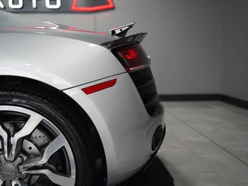 Used 2009 Audi R8 V10 AWD/4WD image 23