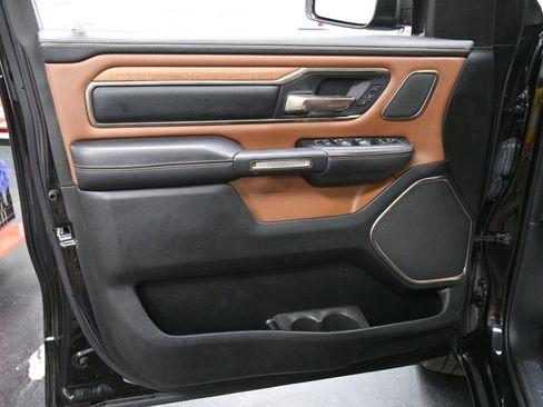 Used 2022 RAM 1500 Limited image 10