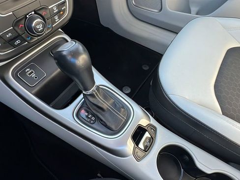 Used 2019 Jeep Compass Latitude w/ Popular Equipment Group image 27