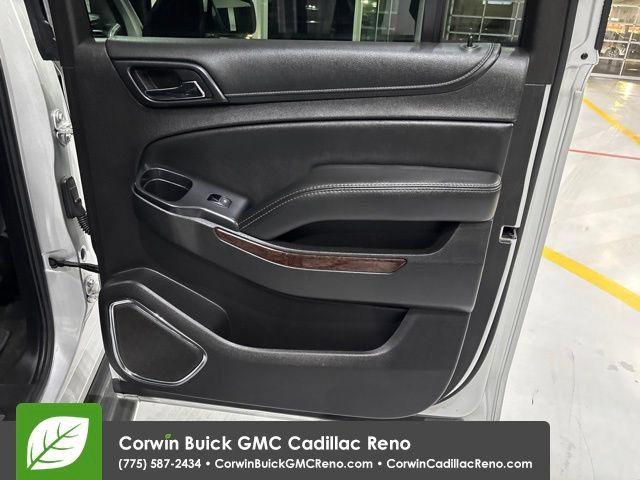 Used 2017 GMC Yukon XL SLT w/ Open Road Package AWD/4WD image 20