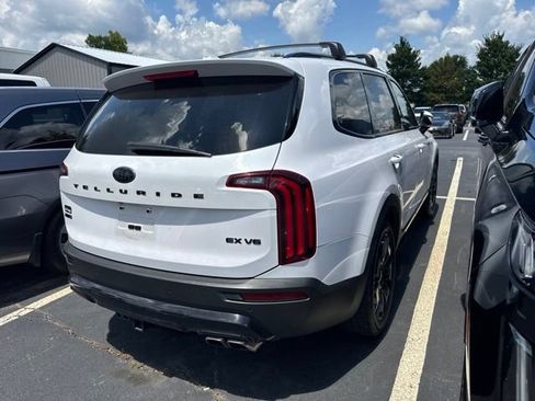 Used 2021 Kia Telluride EX w/ EX Premium Package AWD/4WD image 4