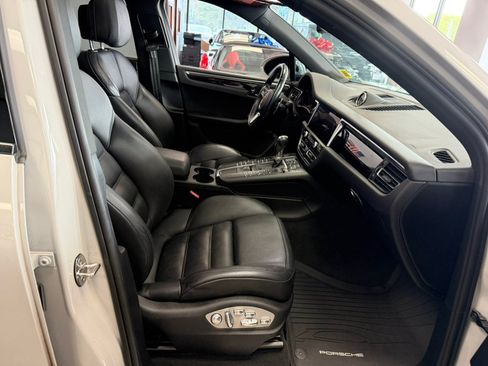 Used 2021 Porsche Macan S AWD/4WD image 64