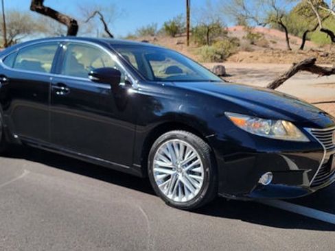 Used 2013 Lexus ES 350 w/ Luxury Pkg image 36