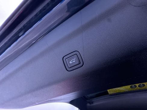 Used 2022 Chevrolet Tahoe LT AWD/4WD image 46