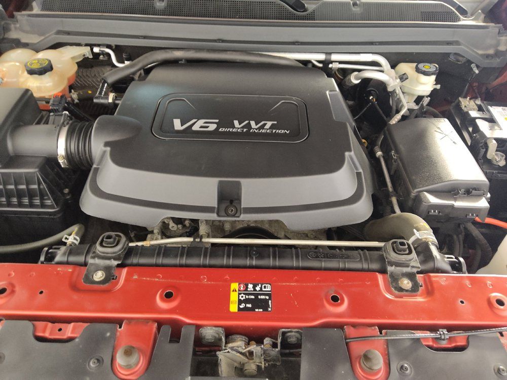 Used 2015 Chevrolet Colorado LT w/ Luxury Package RWD image 30