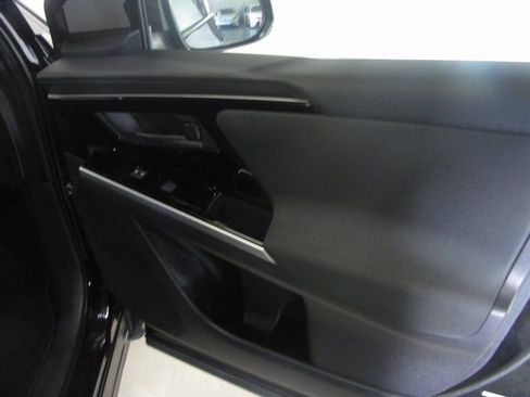 Used 2025 Subaru Solterra Premium image 20