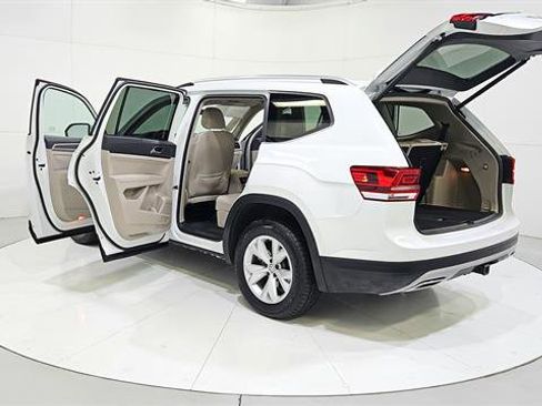 Used 2019 Volkswagen Atlas SE w/ Towing Package AWD/4WD image 31