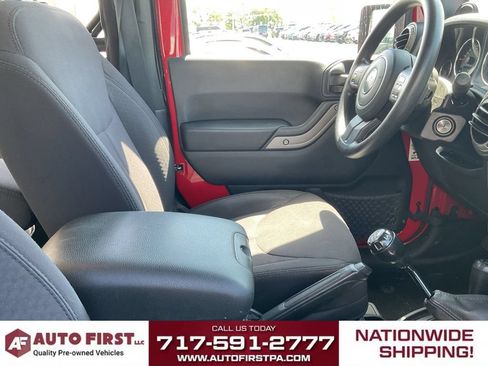 Used 2014 Jeep Wrangler Sport AWD/4WD image 9