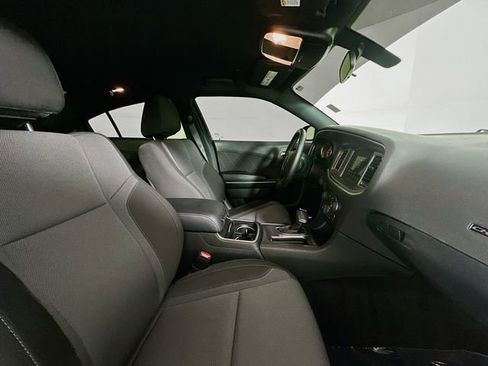 Used 2020 Dodge Charger SXT RWD image 26