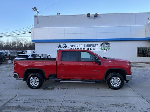 Used 2025 Chevrolet Silverado 2500 LT image 11
