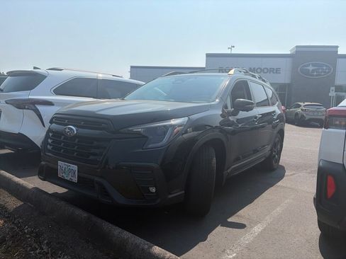 Used 2023 Subaru Ascent Onyx Edition Limited AWD/4WD image 3